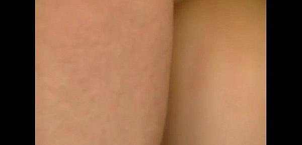 Typ fickt zwei geile Lesben -